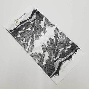 HIGH TAIL DESIGNS Hiking Gaiter Low Poly - sold out