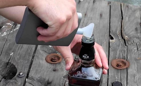 VARGO Titanium Funnel Flask