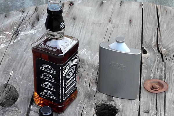 VARGO Titanium Funnel Flask