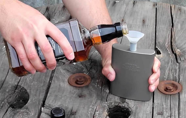VARGO Titanium Funnel Flask