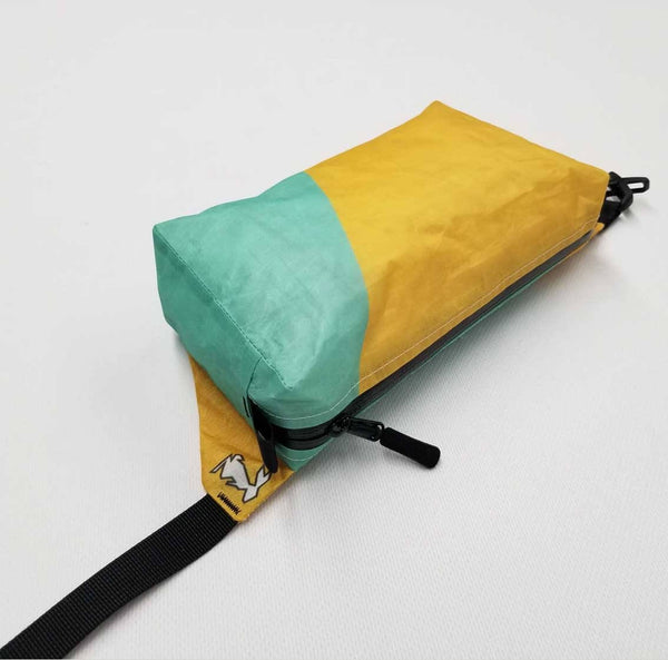 HIGH TAIL DESIGNS Ultralight Fanny Pack Canary Seafoam