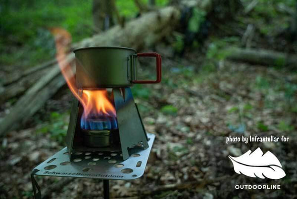 SCHWARZE BIENE Shorty Table