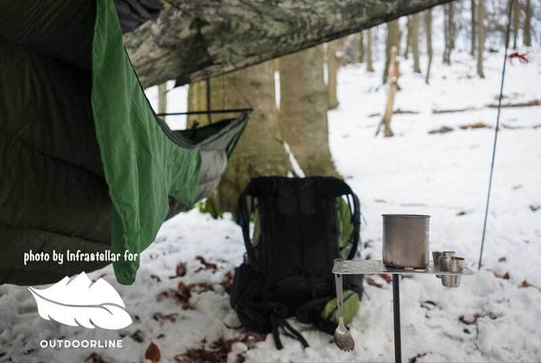 SCHWARZE BIENE Best Buddy Table