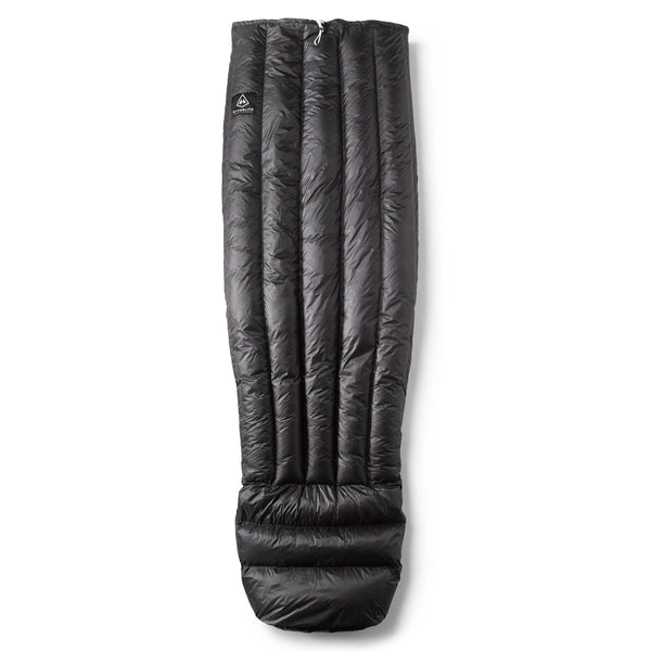 Hyperlite Mountain Gear 40-Degree Quilt full length, black – studio view