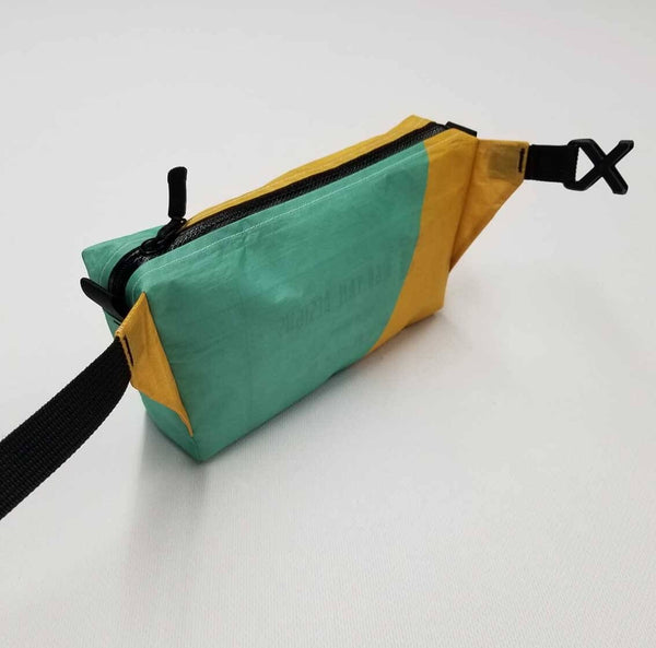 HIGH TAIL DESIGNS Ultralight Fanny Pack Canary Seafoam