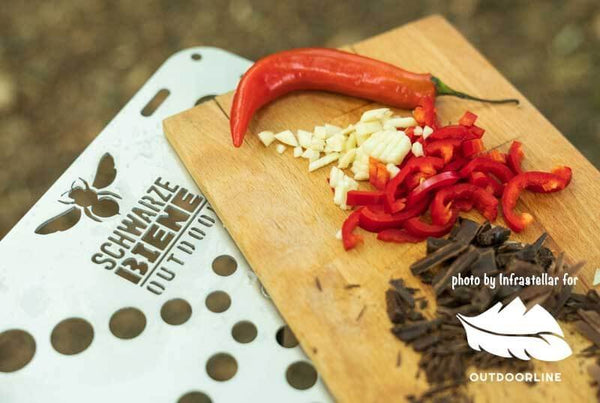 SCHWARZE BIENE Shorty Table