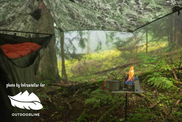 SCHWARZE BIENE Shorty Table