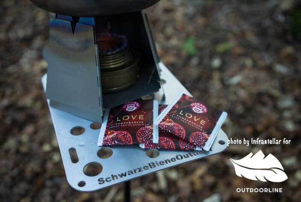 SCHWARZE BIENE Shorty Table