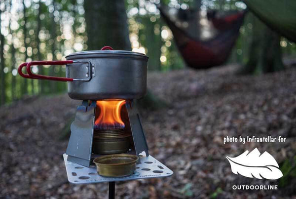 SCHWARZE BIENE Shorty Table