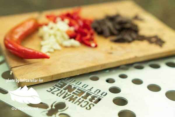 SCHWARZE BIENE Big Mama Table