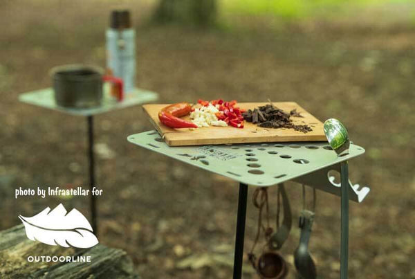 SCHWARZE BIENE Big Mama Table