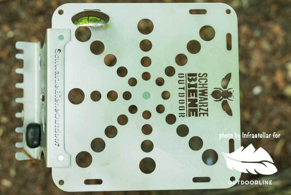 SCHWARZE BIENE Big Mama Table