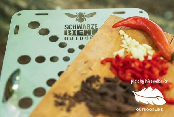 SCHWARZE BIENE Big Mama Table