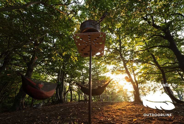 SCHWARZE BIENE Best Buddy Table