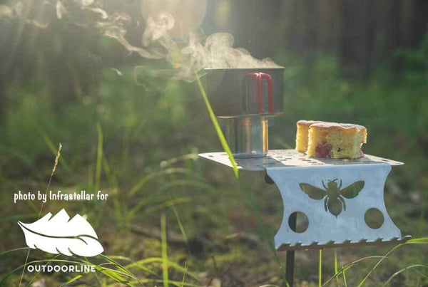 SCHWARZE BIENE Big Mama Table