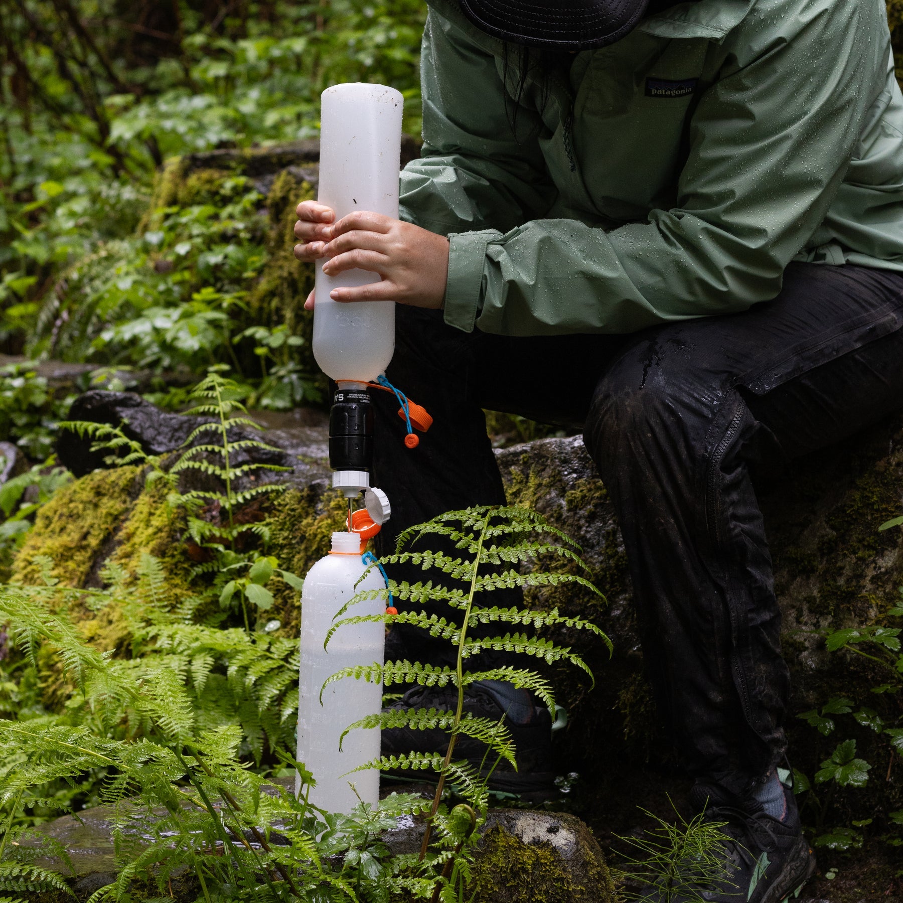CNOC ThruBottle V2 1l