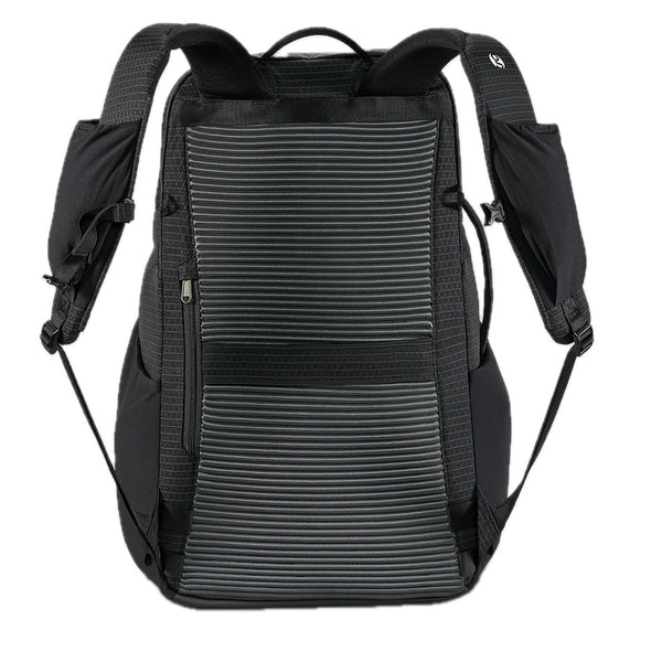 Gossamer Gear Aero Jet V2 – back panel with ventilated padding and adjustable straps