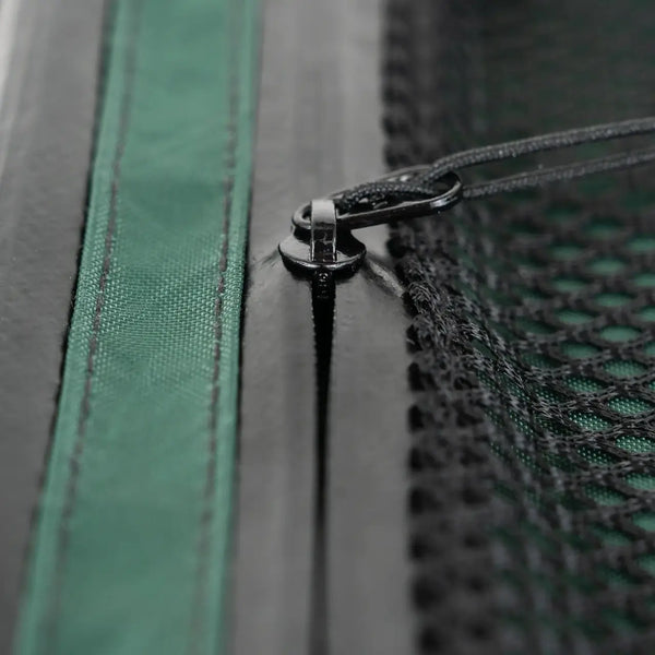 Zpacks Shower Satchel – zipper pull detail