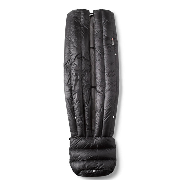 Hyperlite Mountain Gear 40-Degree Quilt in black – studio view
