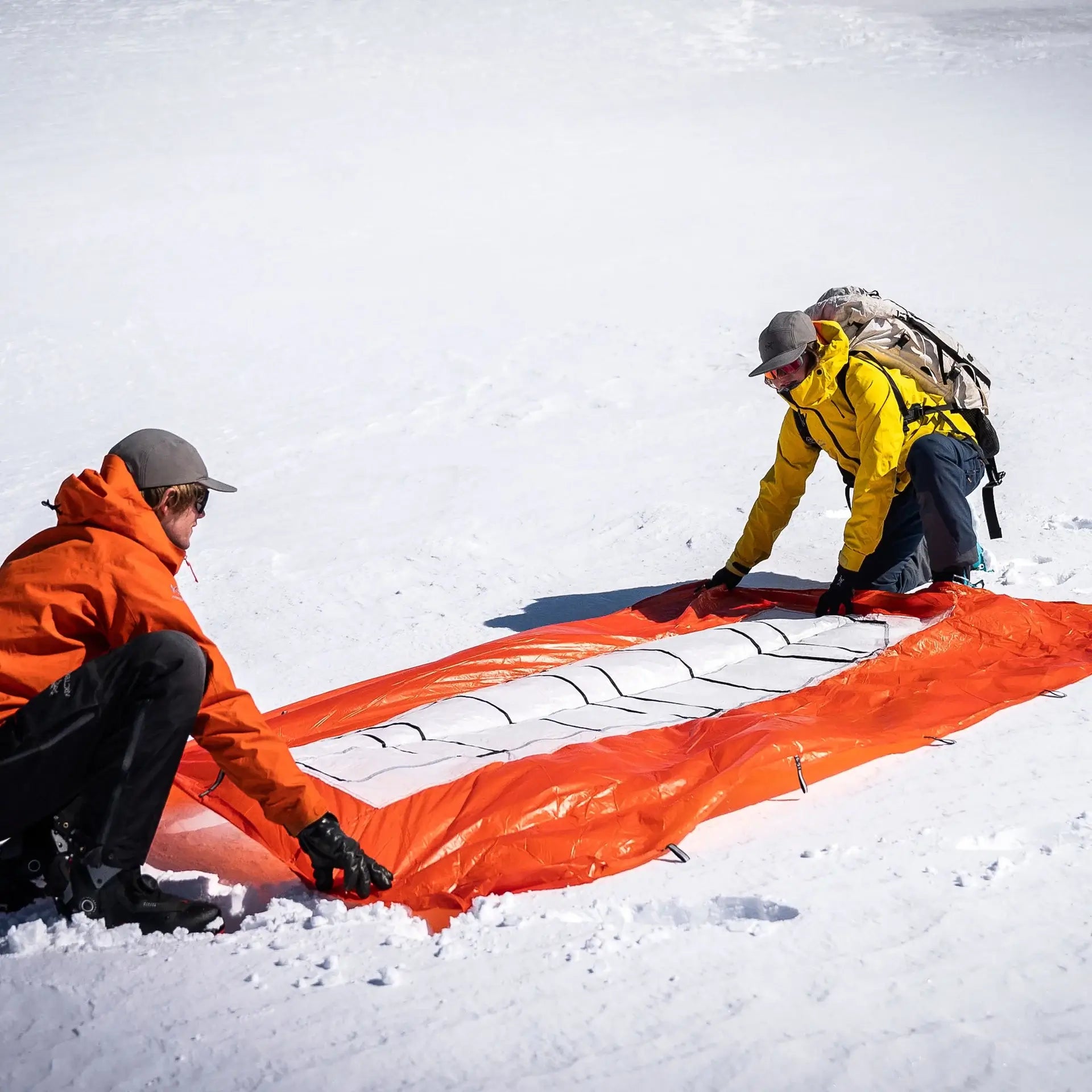 hyperlite mountain gear tarp Hyperlite Mountain Gear Ski Rescue Tarp